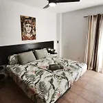 Tres Islas Apartment - 70 M2 Private Terrace